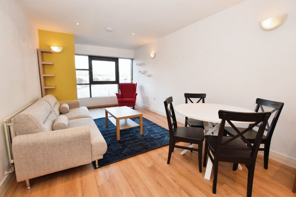 Property photo 1 of 15 Picture No. 03