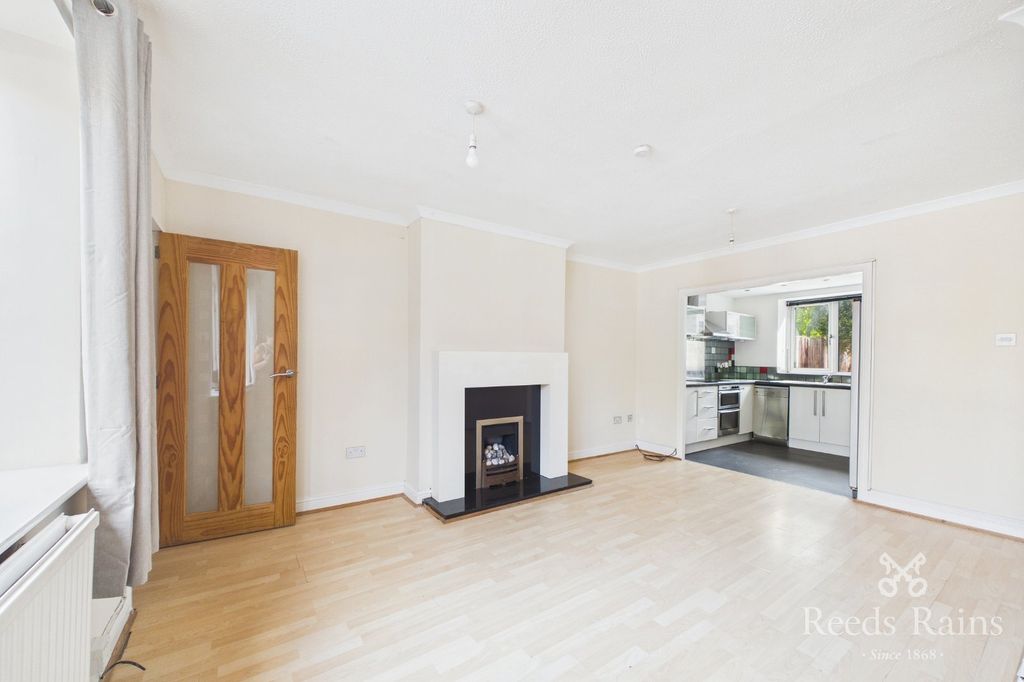 Property photo 3 of 15 Picture No. 31