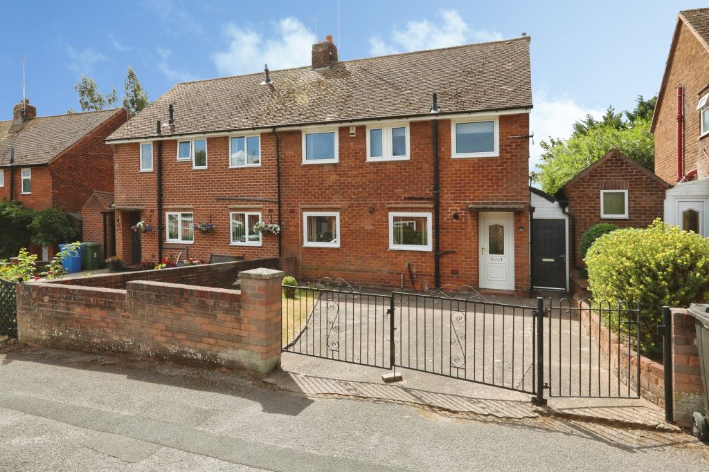 Property photo 1 of 12