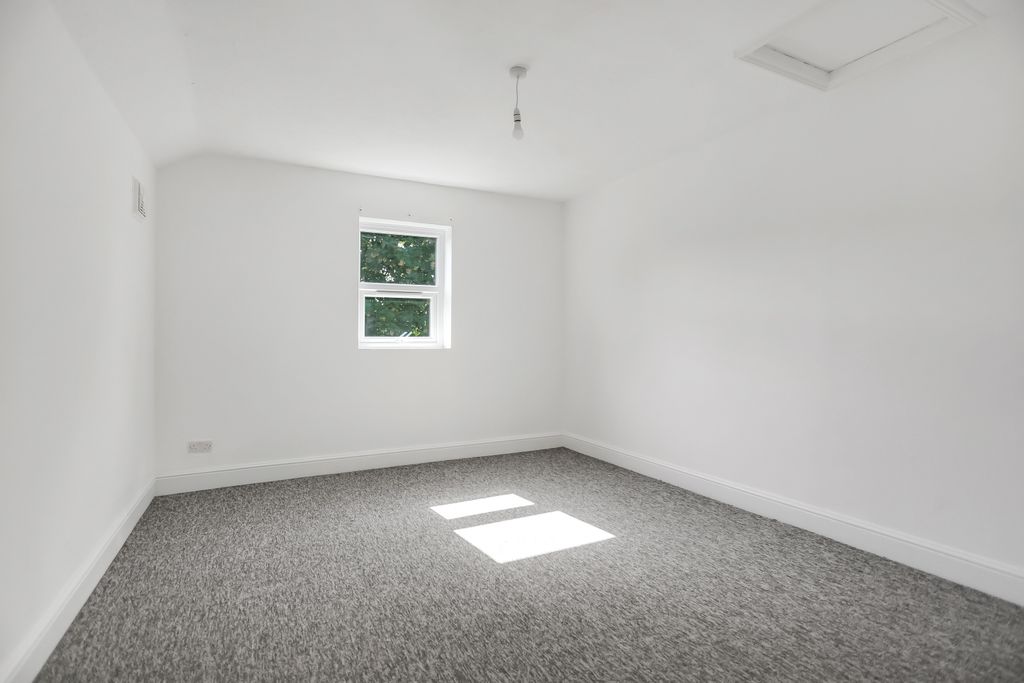 Property photo 1 of 10 296A52982