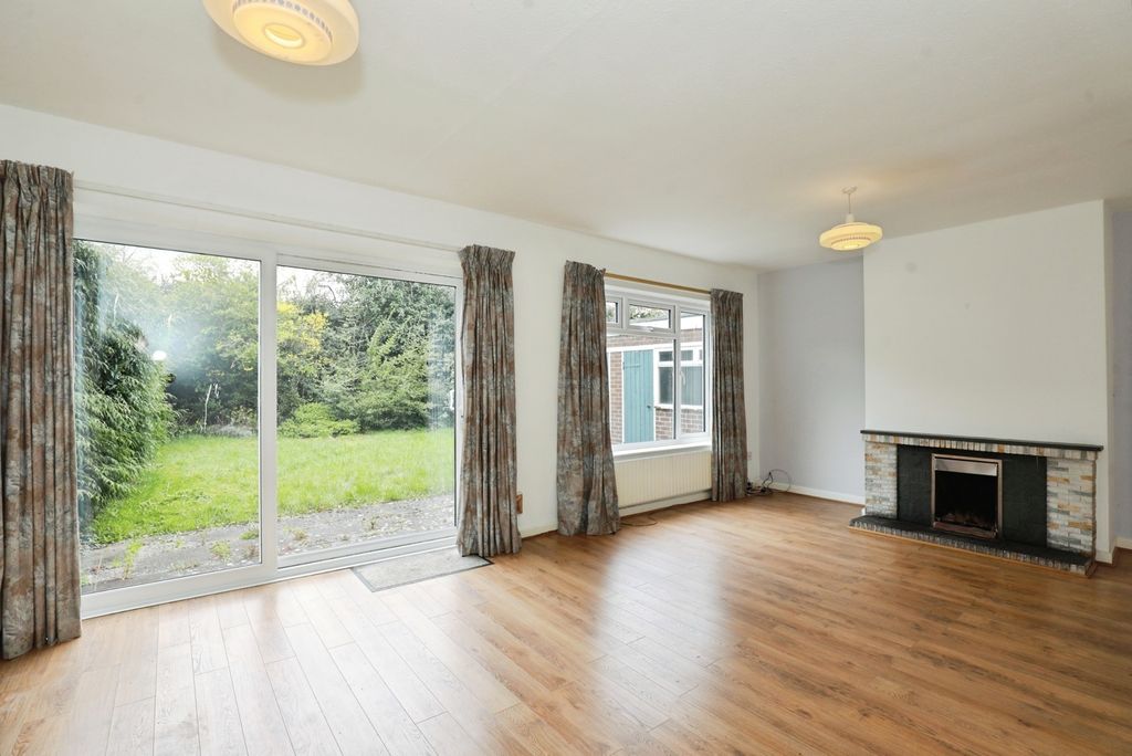Property photo 3 of 24 Pbox-Img.Jpg