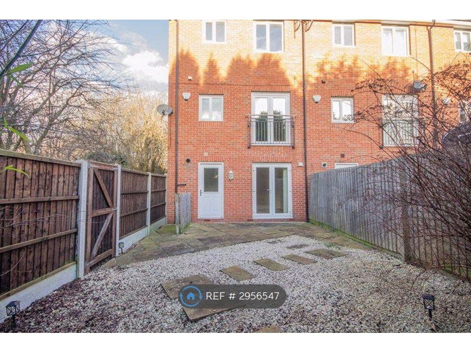 Property photo 3 of 22