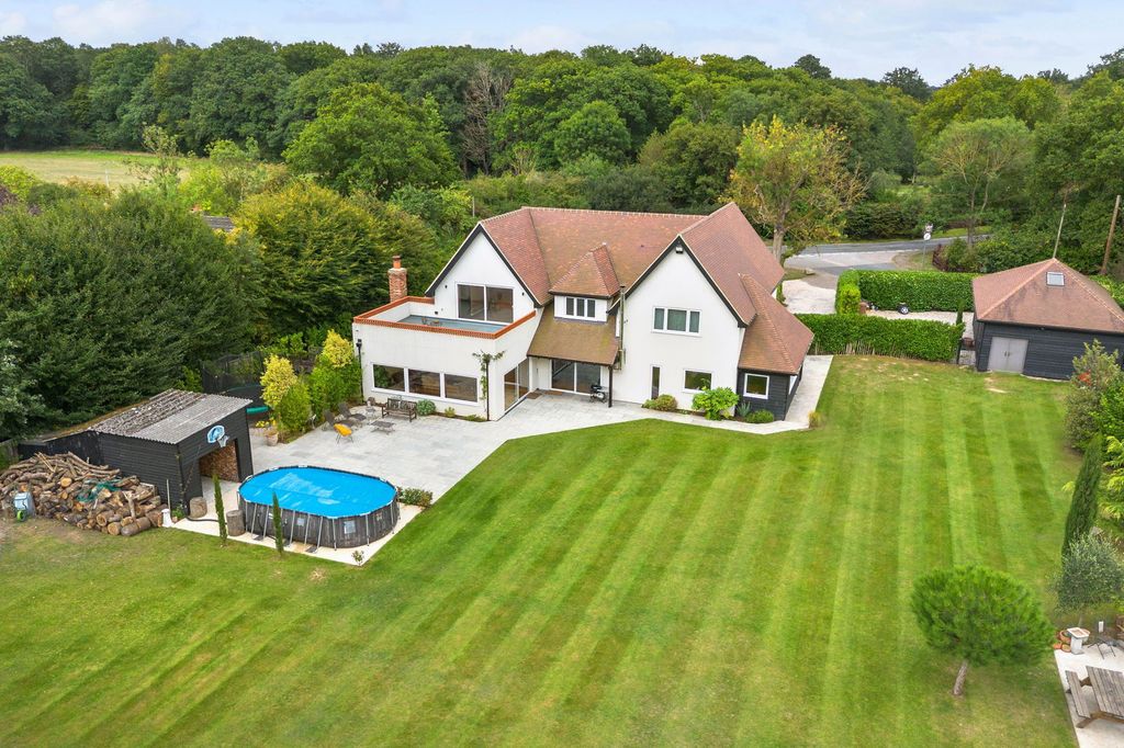 Property photo 2 of 73