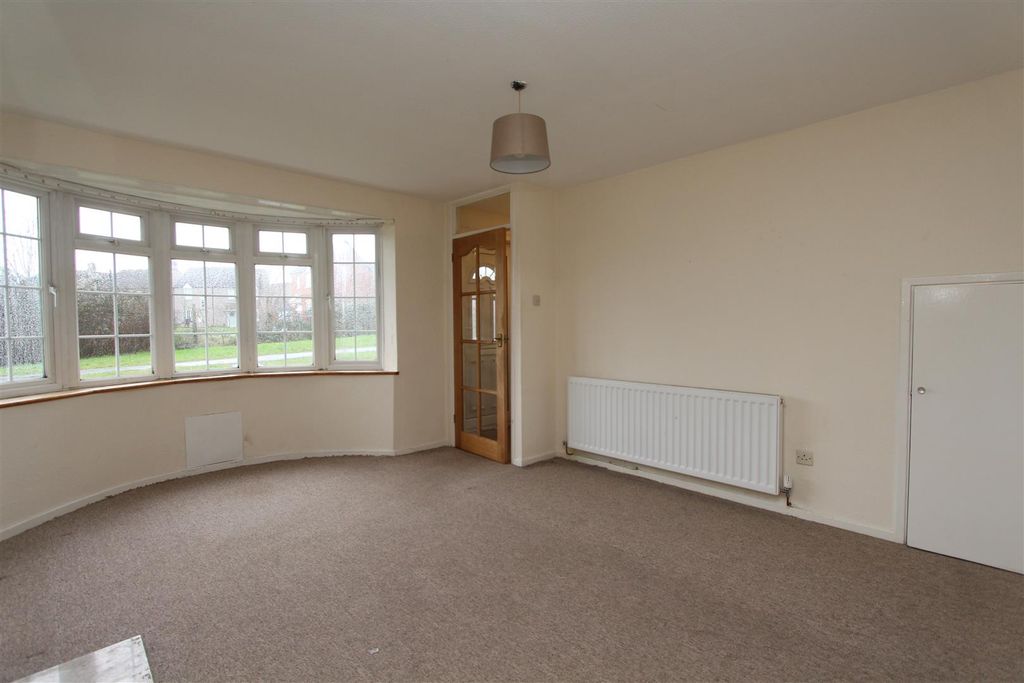 Property photo 3 of 11 Img_0033.Jpg
