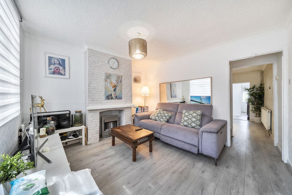 Property photo 1 of 15
