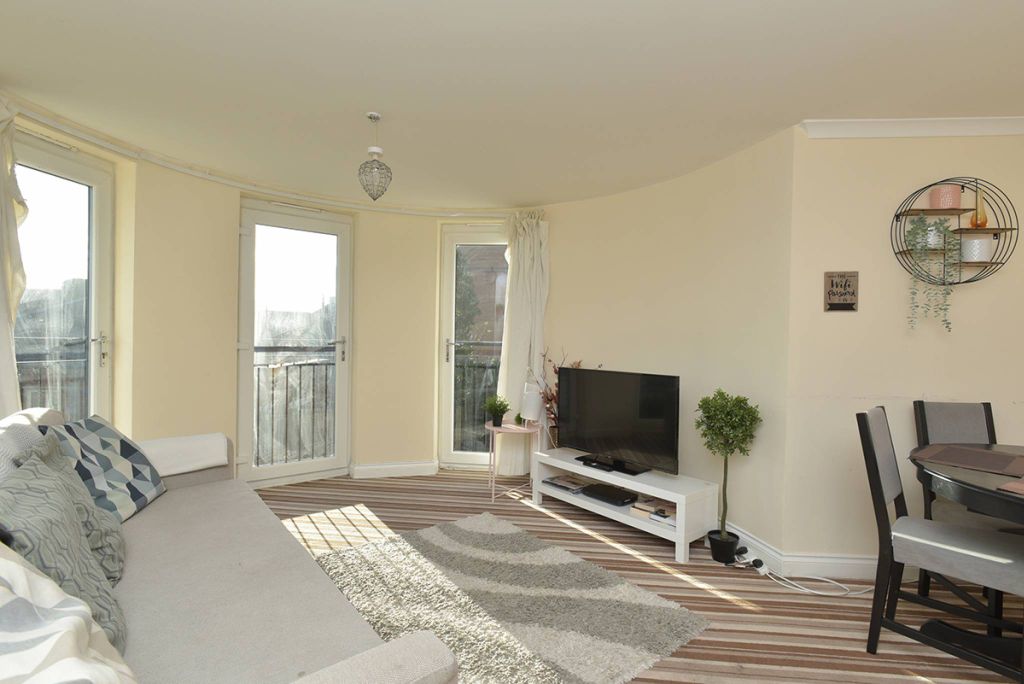 Property photo 2 of 24