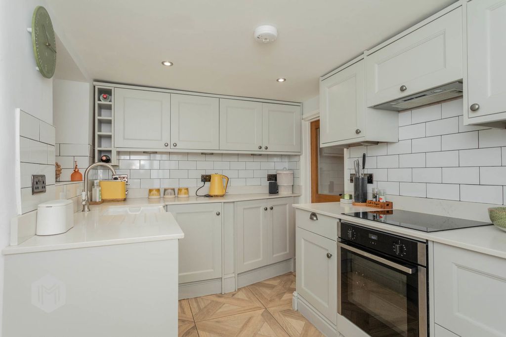 Property photo 3 of 26 Photograph