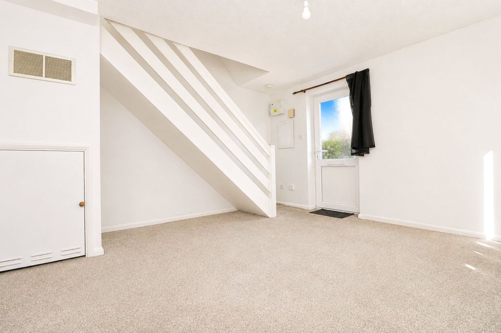 Property photo 2 of 8 Picture No. 06