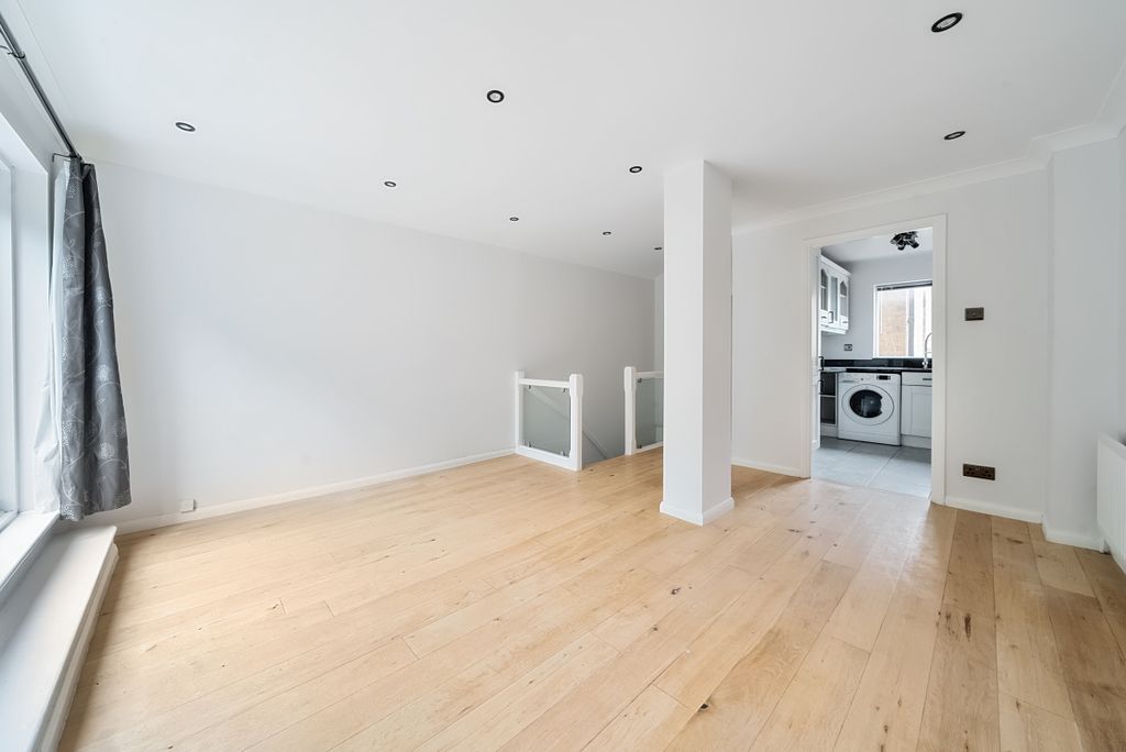 Property photo 2 of 19 1154151 (2)