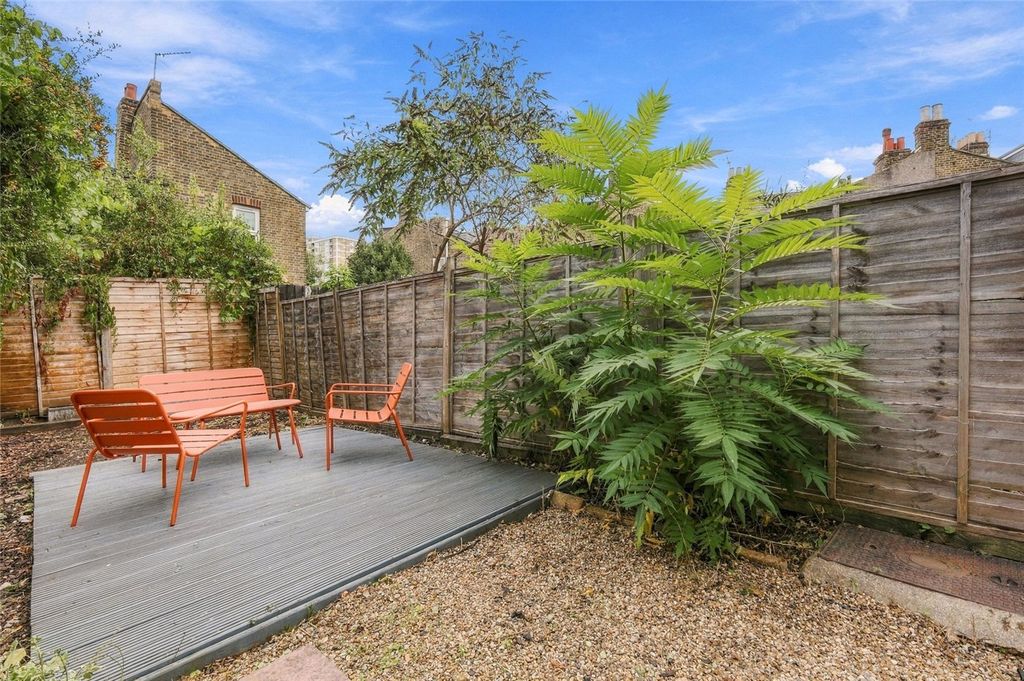 Property photo 2 of 20 Picture No. 04