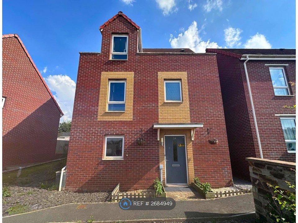 Property photo 1 of 12 Front Of House