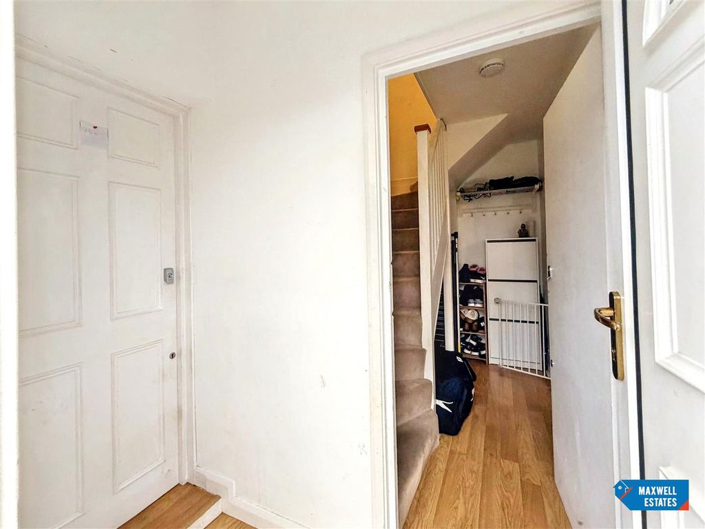 Property photo 2 of 13 Whatsapp Image 2025-12-18 At 13.56.49 (6).Jpg