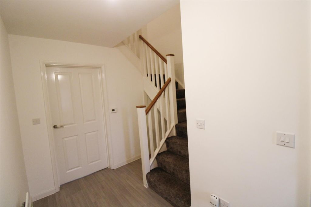 Property photo 3 of 9 Img_8983.Jpg