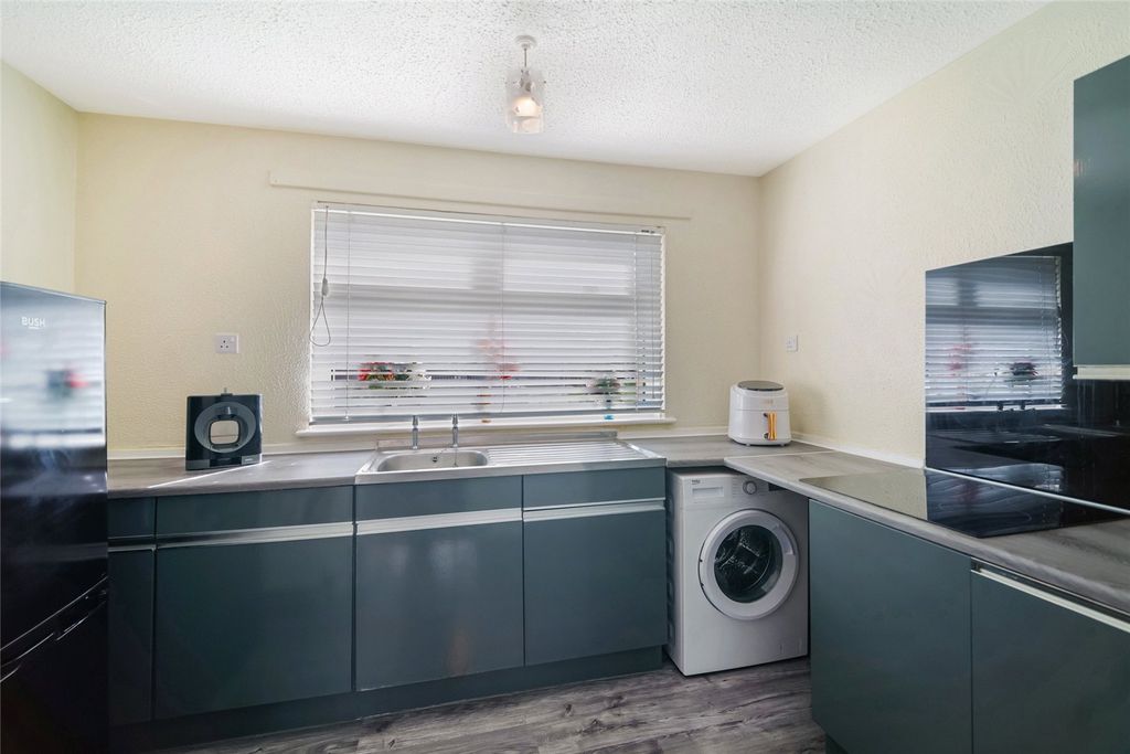 Property photo 3 of 21 Picture No. 07