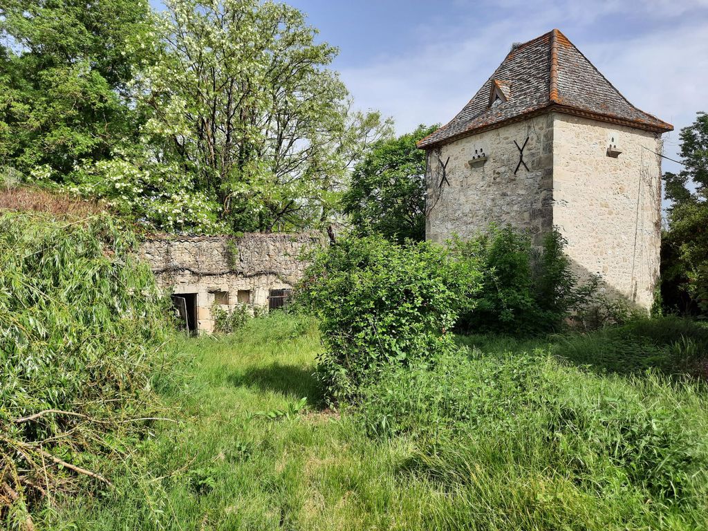 Property photo 3 of 22