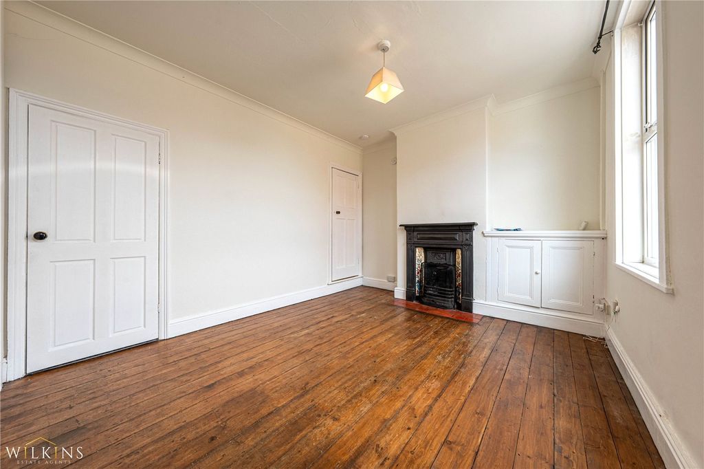 Property photo 2 of 20 Picture No. 06