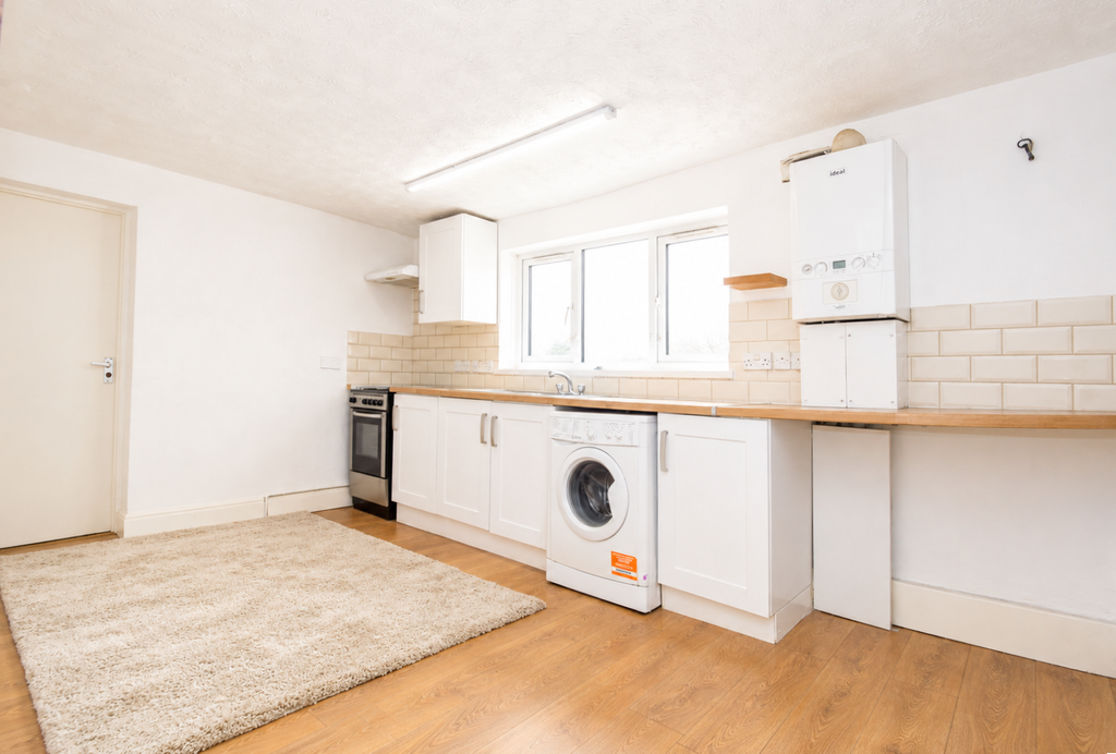 Property photo 2 of 7 d5F053F4-9958-43F4-9c86-5ba390cc77Be