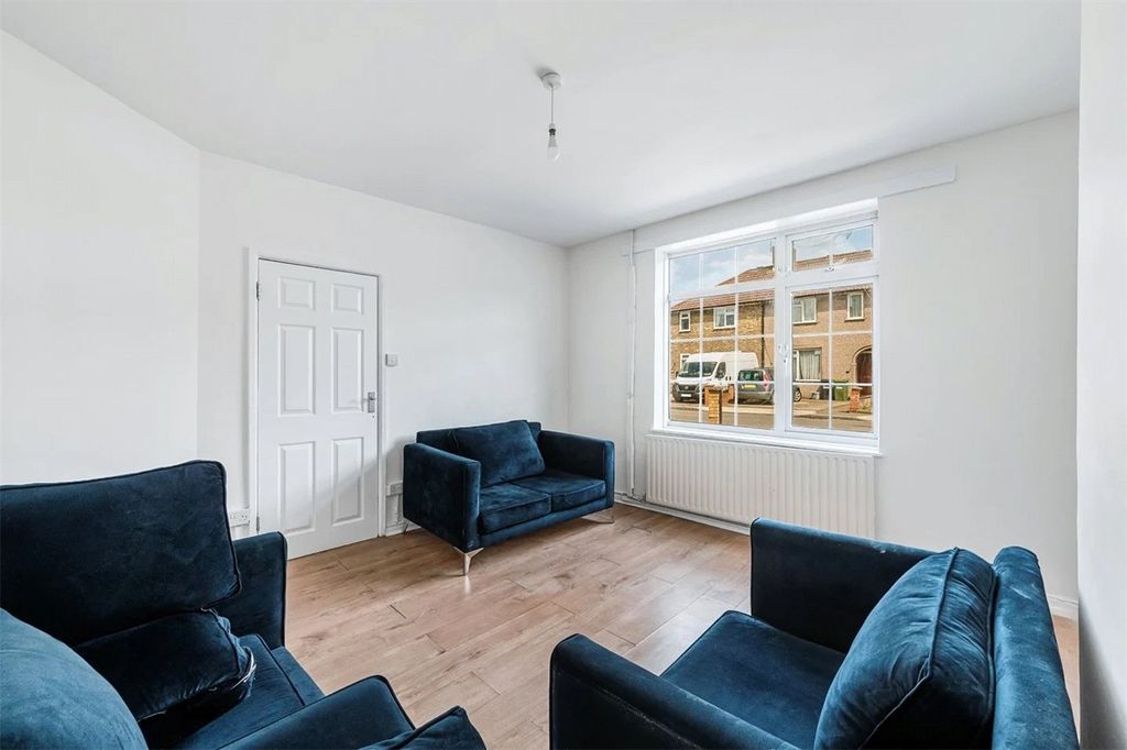 Property photo 1 of 10 Picture No. 04