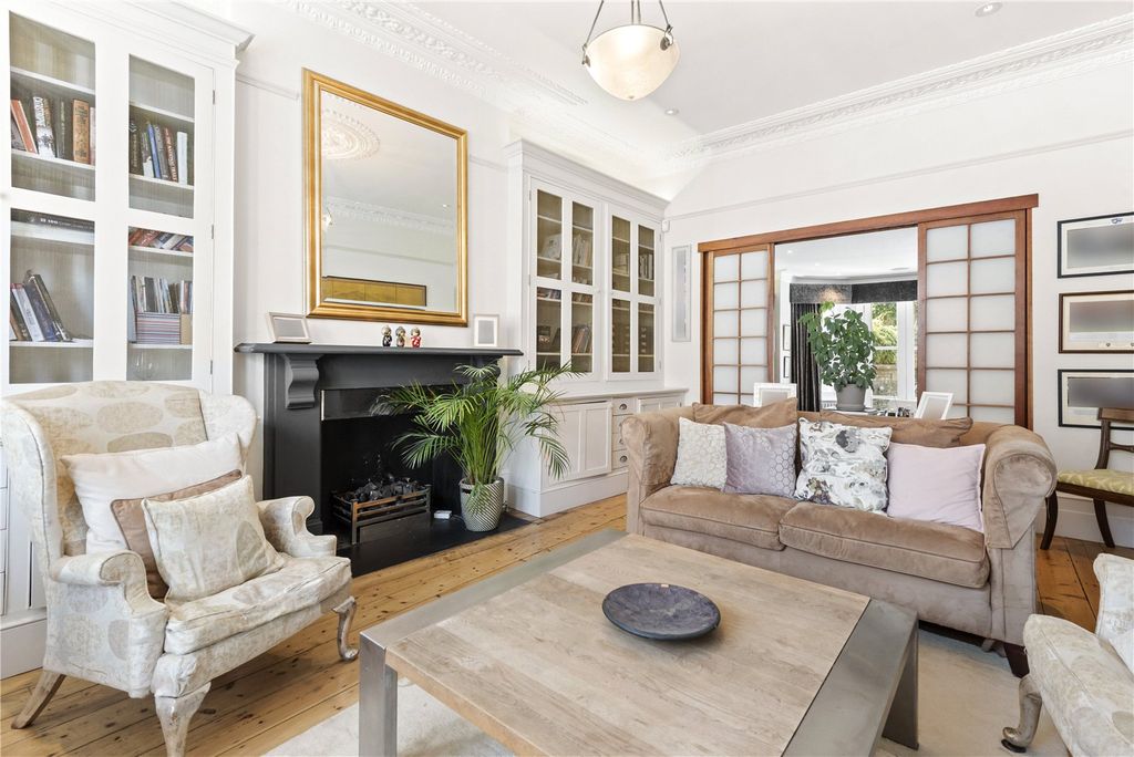Property photo 2 of 21 Picture No. 81