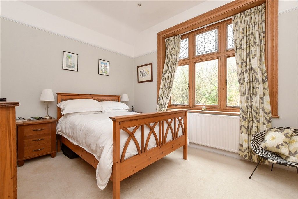 Property photo 1 of 17 Bedroom 1