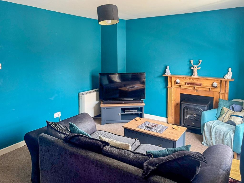 Property photo 1 of 8 Living Room-2