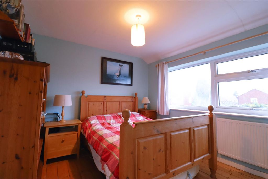 Property photo 2 of 19 Bedroom-2A---Img_0783.Jpg