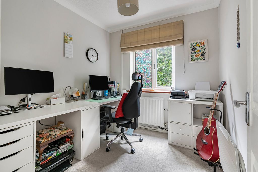 Additional image 19 of 5 bed detached house for saleManor Road, Aldershot, Hampshire GU11
