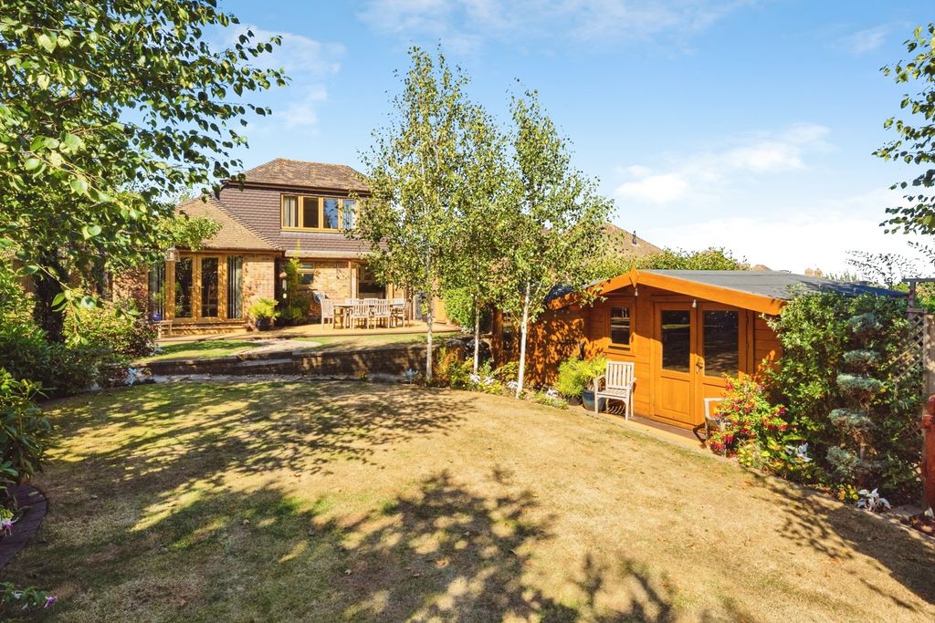 Property photo 1 of 34 Pbox-Img.Jpg