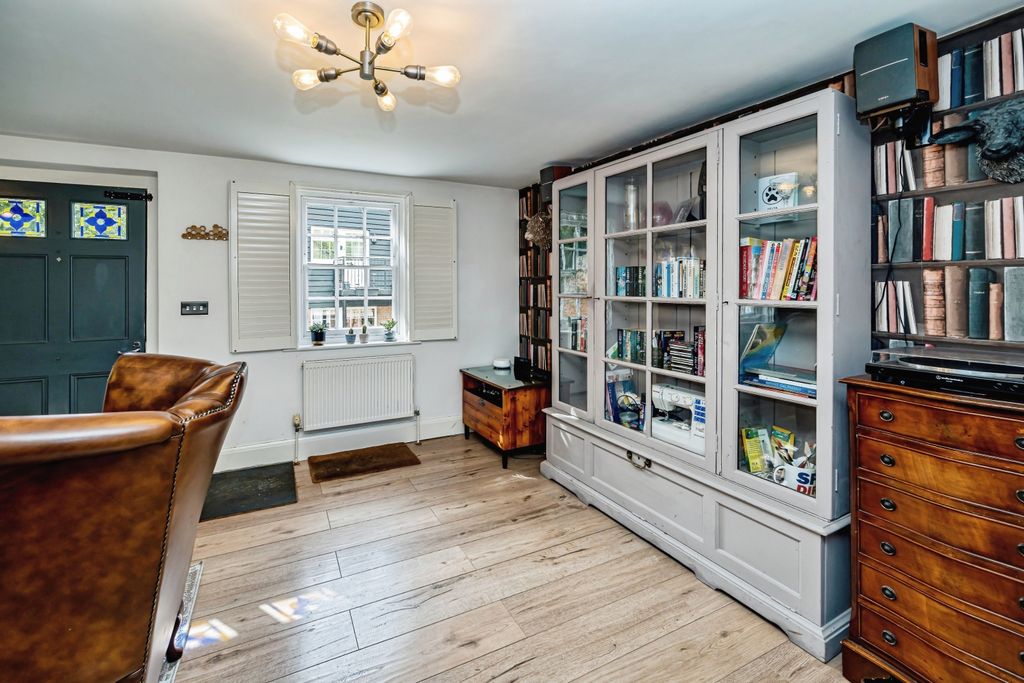 Property photo 3 of 21 Apartment5Prebendalhouse-15