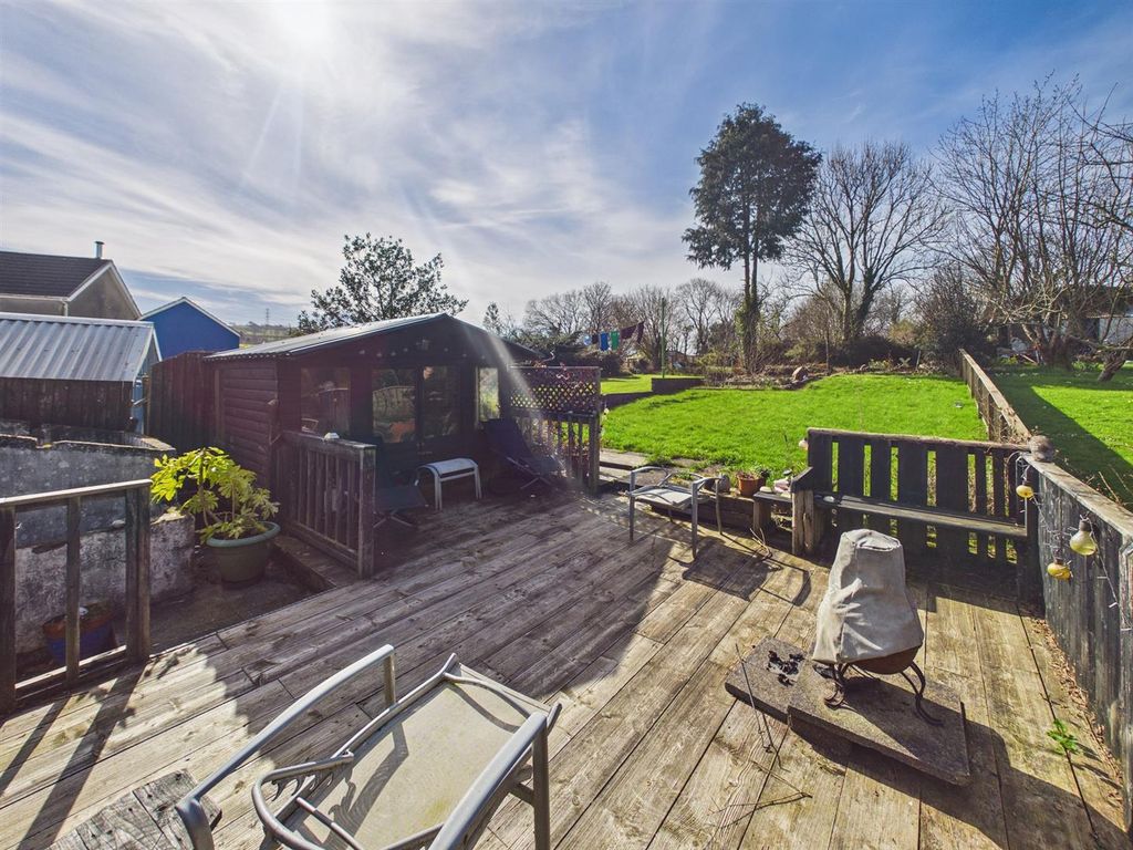 Property photo 3 of 22 Cam04045G0-Pr0077-Still021.Jpg