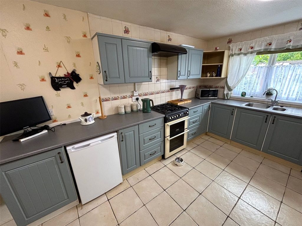 Property photo 2 of 13 Picture No. 05