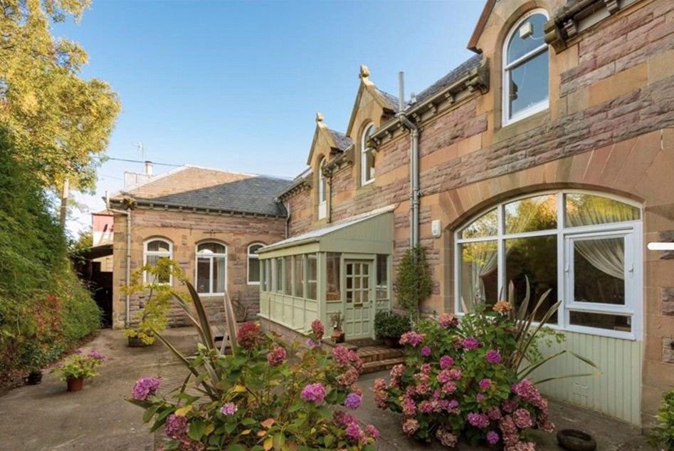 Property photo 1 of 21 Photo 1