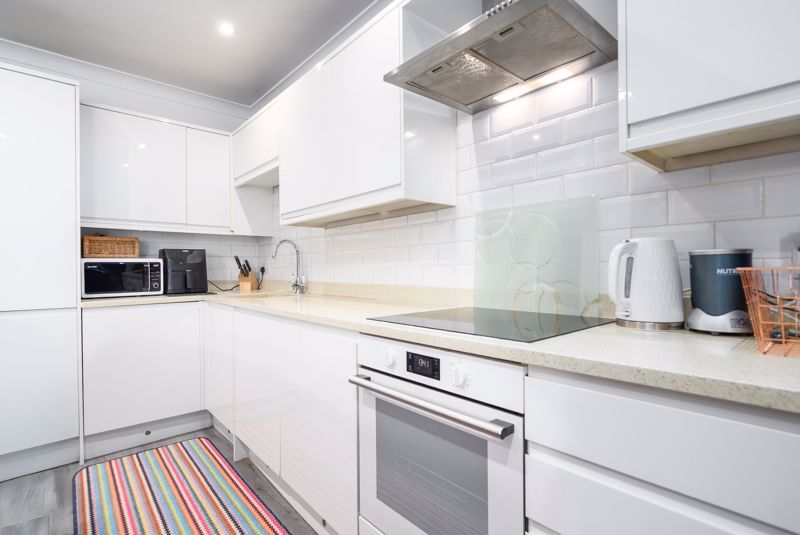 Property photo 2 of 11 Photo 9