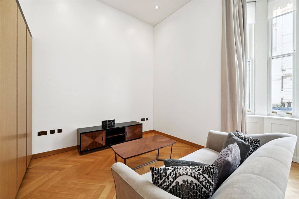 Property photo 3 of 24 Picture No. 19