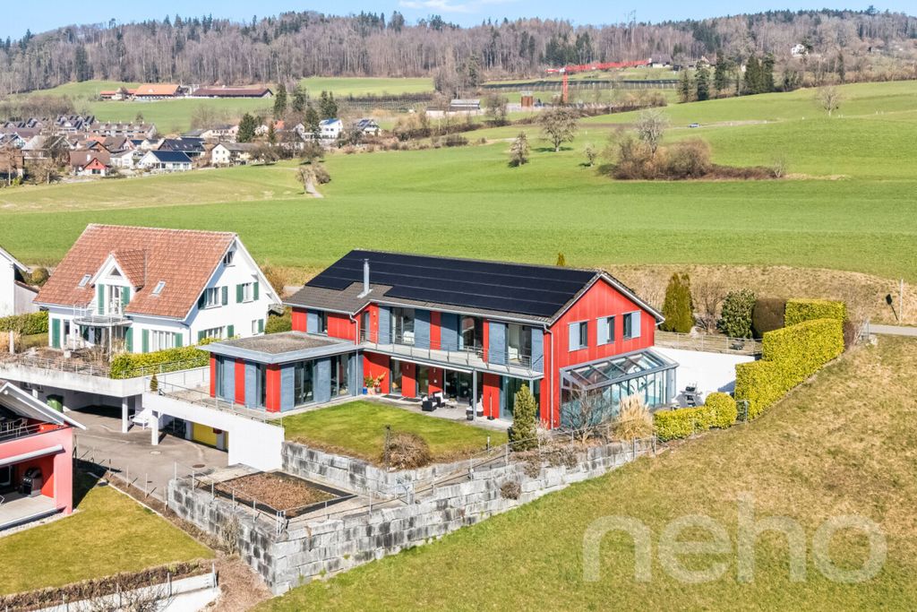 Property photo 2 of 12