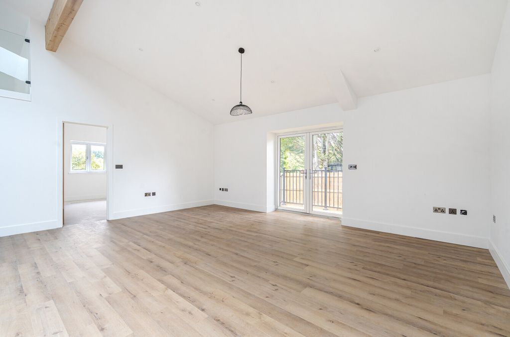 Property photo 3 of 15 1345195-23-68Af4B...