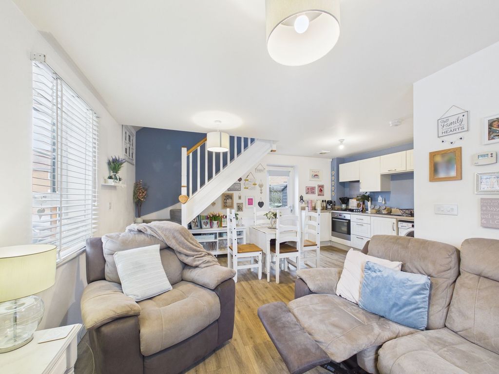 Property photo 2 of 18