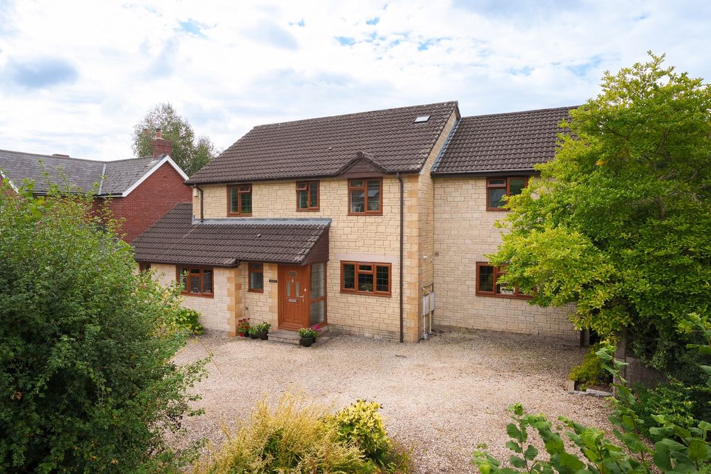 Property photo 1 of 25 3183351