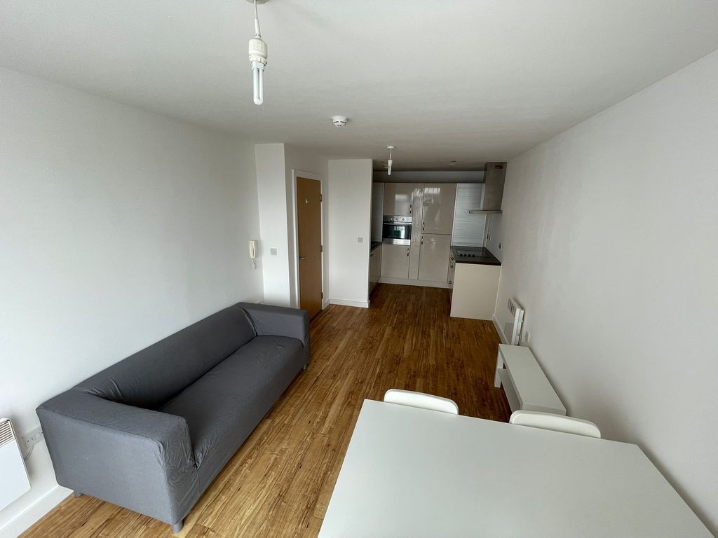 Property photo 2 of 7 Photo 9