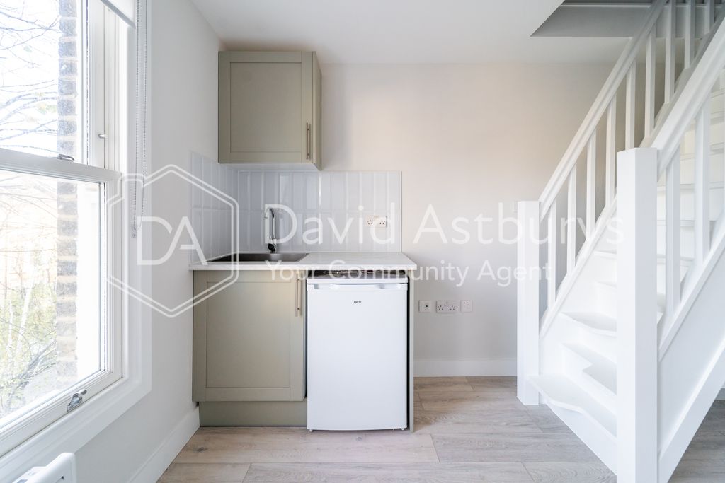 Property photo 3 of 11 Ndb00664