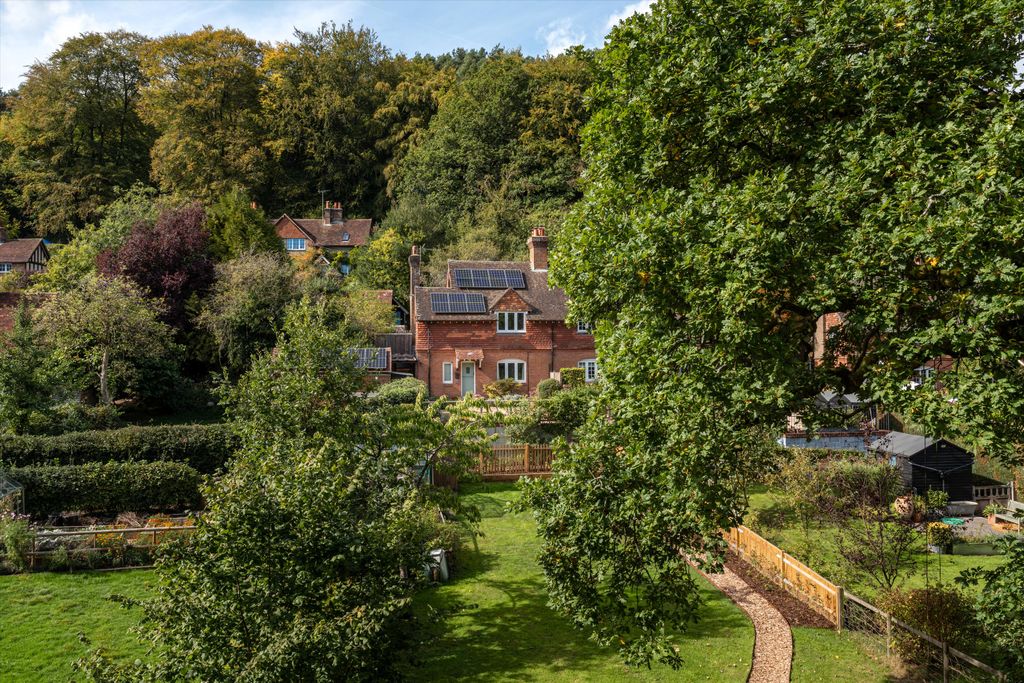 Property photo 1 of 18 Image
