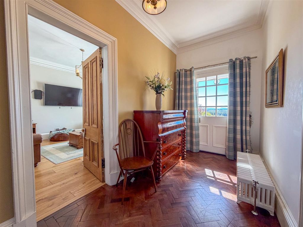 Property photo 3 of 45 Entrance Hallway
