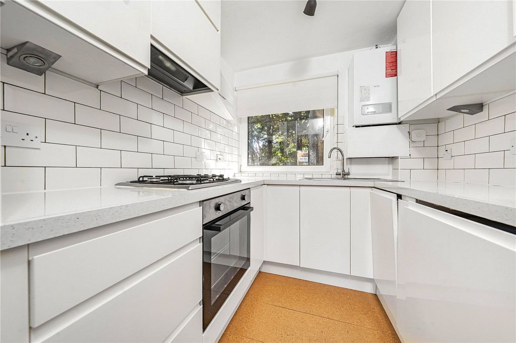 Property photo 2 of 11 Picture No. 04