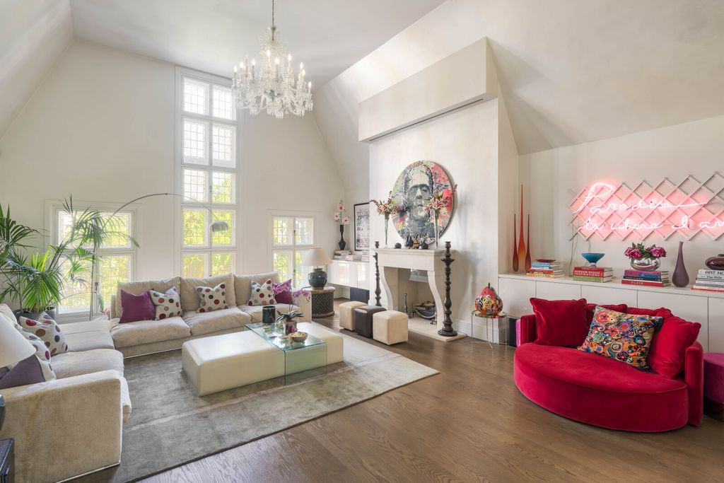 Property photo 1 of 19 Reception Room