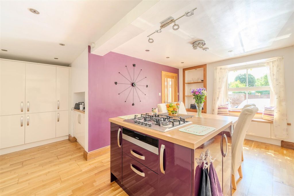 Property photo 3 of 28 47_Main_Street-08.Jpg