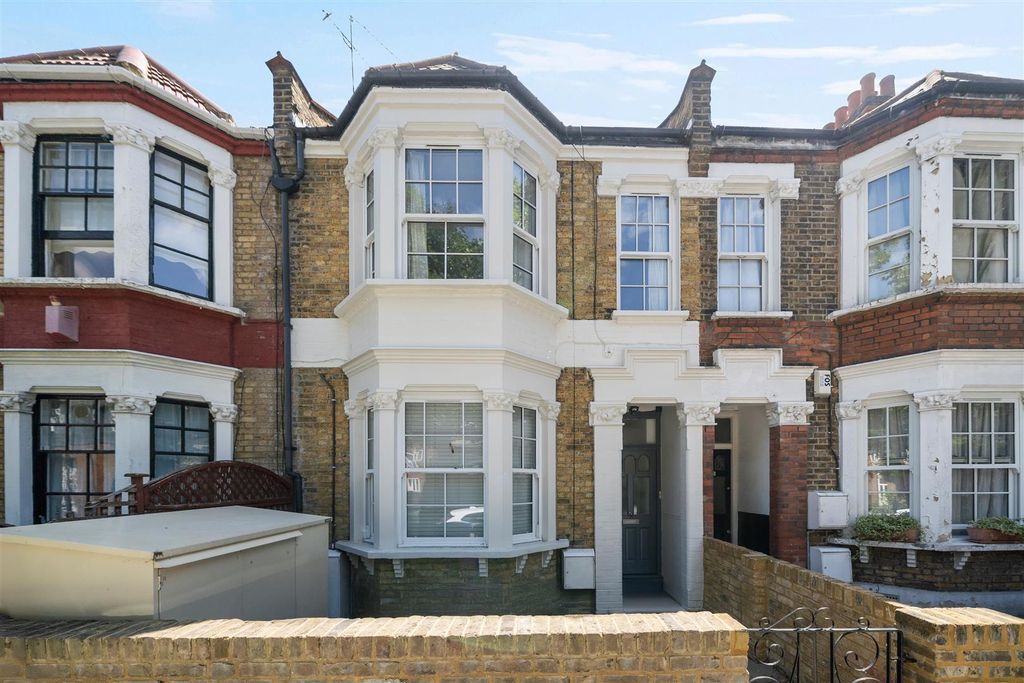 Property photo 1 of 8 103A John Ruskin Street Se5 0Pq-No Watermark-12.Jp