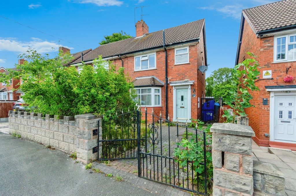 Property photo 1 of 16