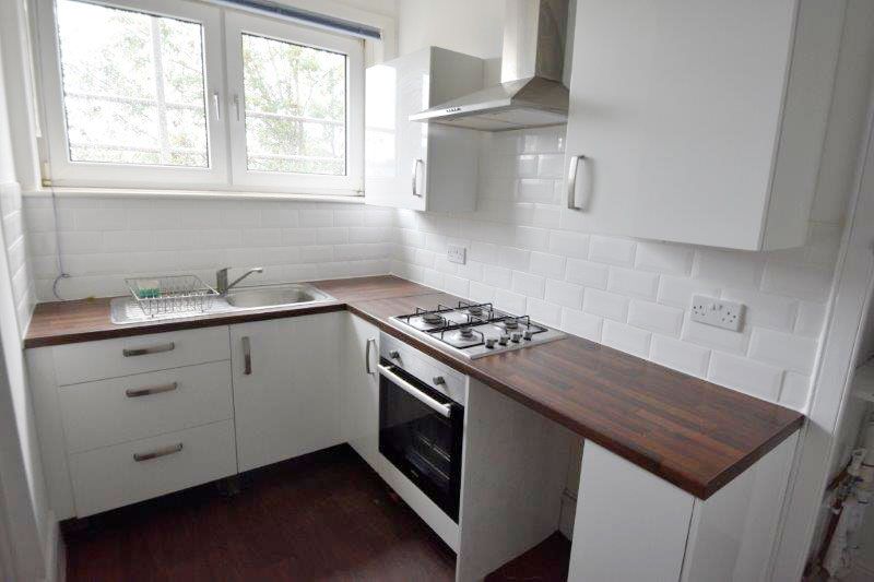 Property photo 2 of 7 Photo 02