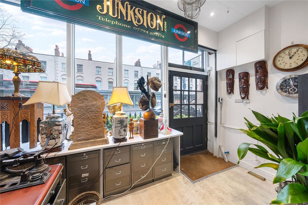 Property photo 3 of 55 Picture No. 45