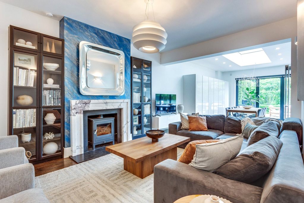 Property photo 3 of 17 Picture No. 07